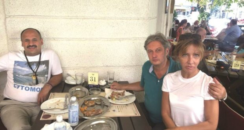 Миломир Марић средио "сервисирање" НАТО лобисте Јелене Милић, следи сцена "Змај у НАТО гнезду" Миломир Марић средио "сервисирање" НАТО лобисте Јелене Милић, следи сцена "Змај у НАТО гнезду"
