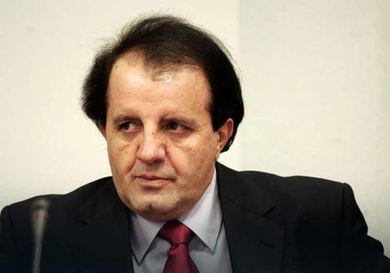Народна пословица каже да "псето које лаје не уједа" Народна пословица каже да "псето које лаје не уједа"