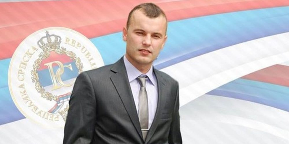 Србин победио Клинтоновог и Вучићевог пајтоса у Сребреници! Србин победио Клинтоновог и Вучићевог пајтоса у Сребреници!