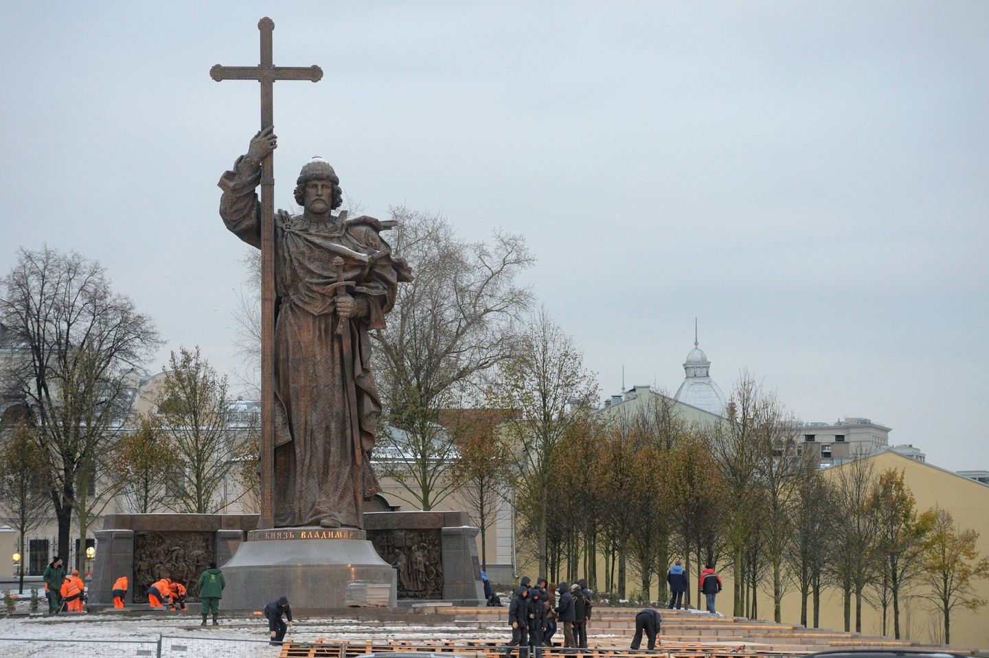 У Москви постављен споменик крститељу Русије, Белорусије и Украјине - Светом кнезу Владимиру У Москви постављен споменик крститељу Русије, Белорусије и Украјине - Светом кнезу Владимиру