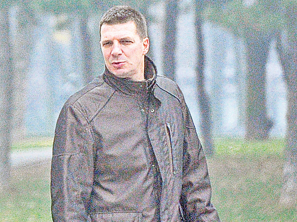 Ђорђе Вукадиновић: Улога Андреја Вучића у СНС, политици и бизнису једна је од највећих "јавних тајни" данашње Србије Ђорђе Вукадиновић: Улога Андреја Вучића у СНС, политици и бизнису једна је од највећих "јавних тајни" данашње Србије