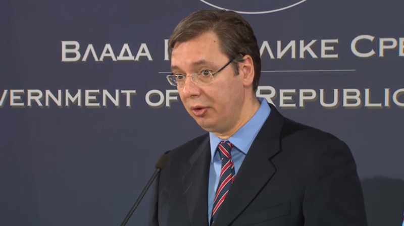 ВУЧИЋУ ДА ЛИ ЋЕШ СЕ САД ОПРАТИ: Како је Трамп направио будалу од српског премијера (видео) ВУЧИЋУ ДА ЛИ ЋЕШ СЕ САД ОПРАТИ: Како је Трамп направио будалу од српског премијера (видео)