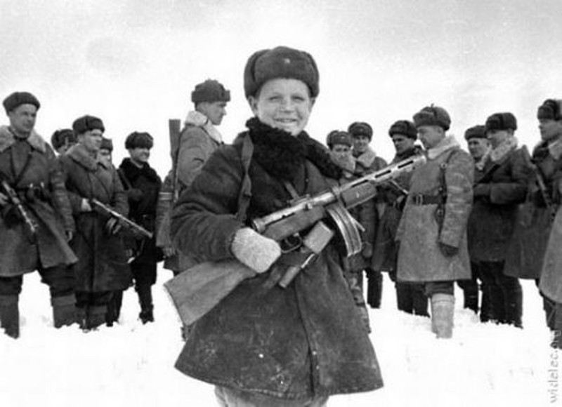 Па где сте ви? "Пријатељи", "савезници" и "партнери" Па где сте ви? "Пријатељи", "савезници" и "партнери"