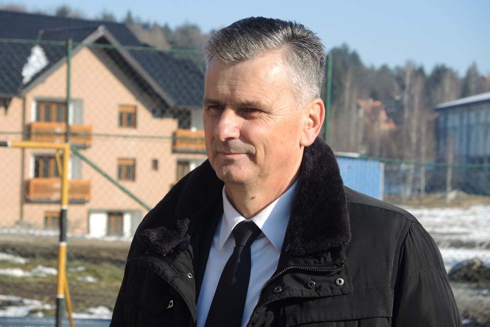 СТАМАТОВИЋ: Доста је више сервираних режимских лажи да ЕУ нема алернативу, народ да се пита на референдуму СТАМАТОВИЋ: Доста је више сервираних режимских лажи да ЕУ нема алернативу, народ да се пита на референдуму