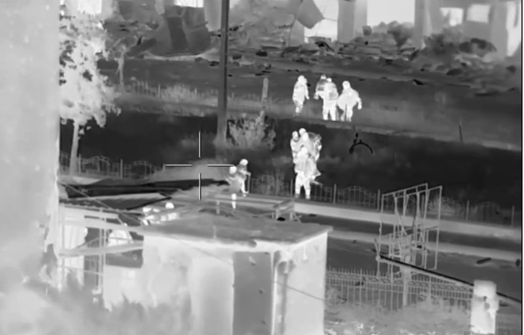 Сирија: Руске специјалне јединице у лову на терористе (видео 18+) Сирија: Руске специјалне јединице у лову на терористе (видео 18+)