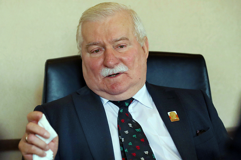 У Пољској утврђено да је Валенса био сарадник тајне полиције под псеудонимом „Болек“! Него, ко ли је "Лолек"? У Пољској утврђено да је Валенса био сарадник тајне полиције под псеудонимом „Болек“! Него, ко ли је "Лолек"?