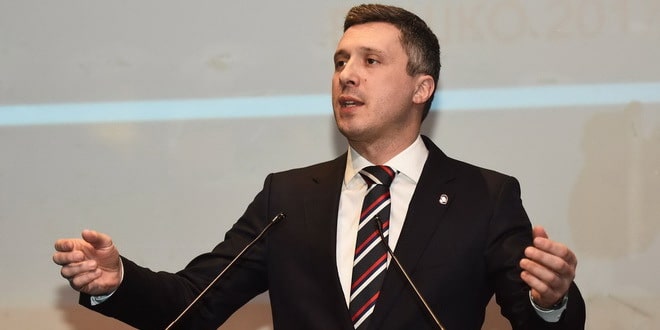 Каква бре функционална аутонимија, то бољшевичко антисрпско срање Броза и Пијаде треба укинути и послати у историју! Каква бре функционална аутонимија, то бољшевичко антисрпско срање Броза и Пијаде треба укинути и послати у историју!