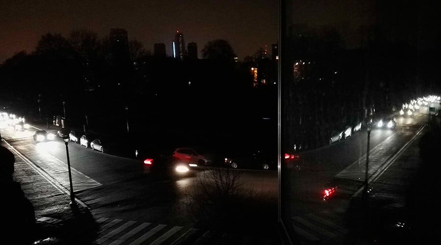Помрачење Брисела - грађани у паници, одјекнуле и сирене (видео) Помрачење Брисела - грађани у паници, одјекнуле и сирене (видео)