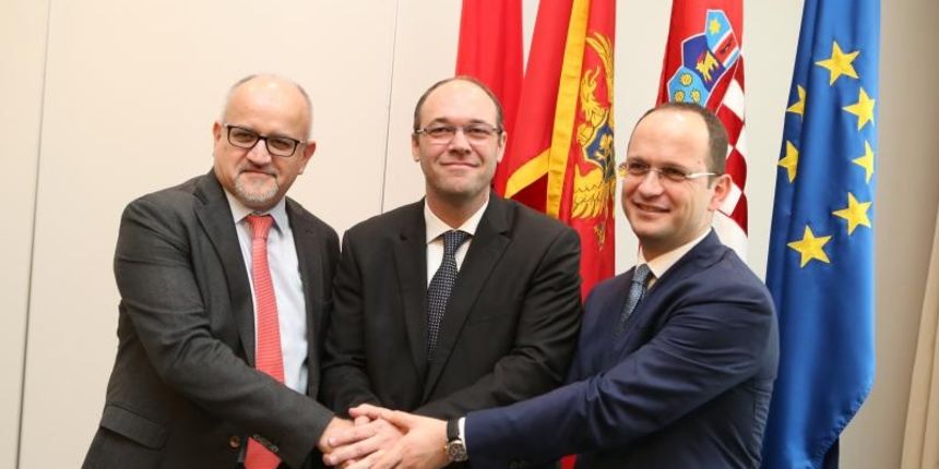 Удружиле се Хрватска, Албанија и Црна Гора! Удружиле се Хрватска, Албанија и Црна Гора!