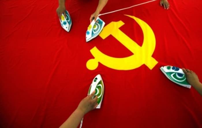 Вучић и Дачић због пљачке у којој су ОГРЕЗЛИ враћају Србију у време најстрашнијег једноумља, пропасти и лудила! Вучић и Дачић због пљачке у којој су ОГРЕЗЛИ враћају Србију у време најстрашнијег једноумља, пропасти и лудила!