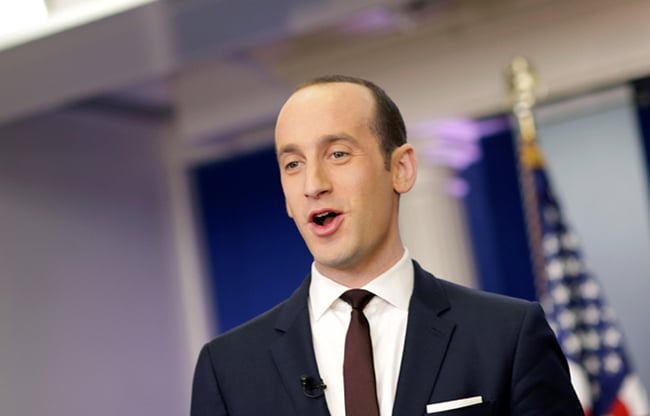 Трампов политички саветник: На председничким изборима су гласали и странци и покојници Трампов политички саветник: На председничким изборима су гласали и странци и покојници