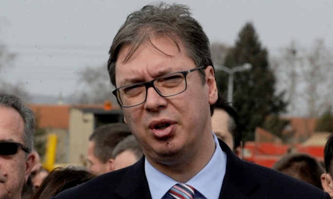 Овај проћелави нас опет зајебава! "Нећу да лажем људе ни на овим изборима" Овај проћелави нас опет зајебава! "Нећу да лажем људе ни на овим изборима"