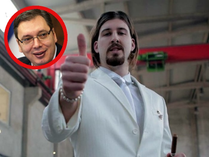 Како је Вучић уз помоћ "Белог" узјахао гомилу ИДИОТА! Како је Вучић уз помоћ "Белог" узјахао гомилу ИДИОТА!