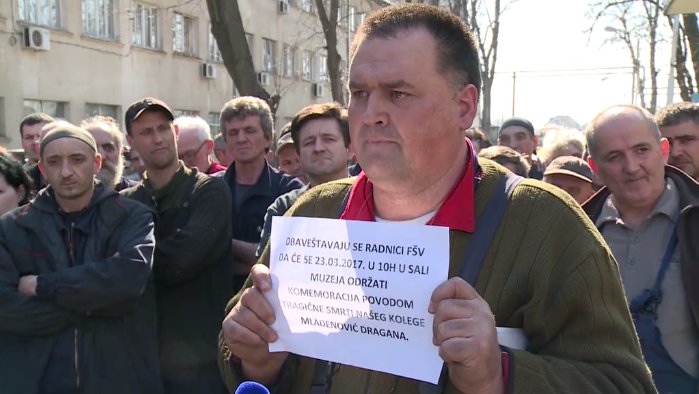 Колега радника Гоше који је извршио самоубиство на радном месту: Није имао да једе, сад сте га се сетили Колега радника Гоше који је извршио самоубиство на радном месту: Није имао да једе, сад сте га се сетили