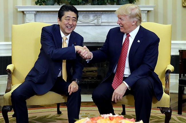 Трамп жели да искористи Јапанце за технолошку победу над Кином Трамп жели да искористи Јапанце за технолошку победу над Кином