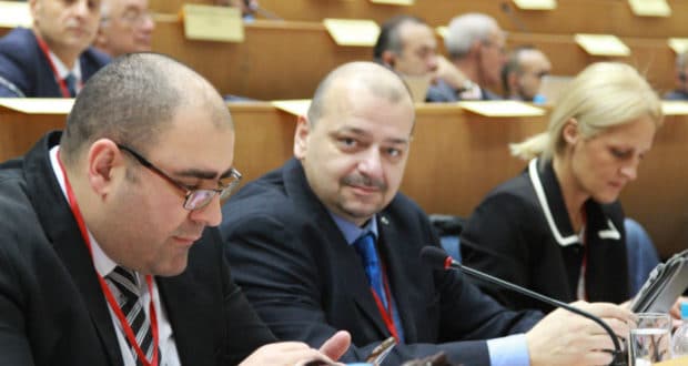 Посланици СНС-а присуствовали скупу који је организовао НАТО дан пре обележавања почетка бомбардовања СРЈ Посланици СНС-а присуствовали скупу који је организовао НАТО дан пре обележавања почетка бомбардовања СРЈ