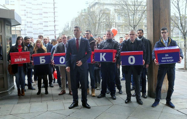 Обрадовић: Вучић је задужио Србију за 10 милијарди евра, а кандидује се да то и даље чини