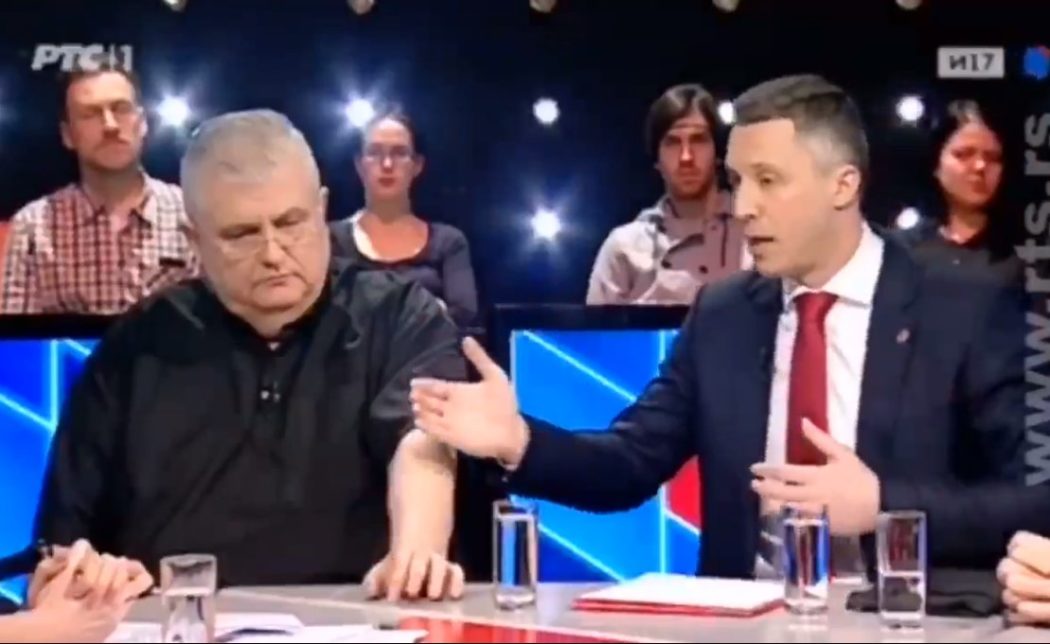Бошко Обрадовић одржао лекцију Ненаду Чмарку о КиМ и о томе где се налазе границе Србије (видео) Бошко Обрадовић одржао лекцију Ненаду Чмарку о КиМ и о томе где се налазе границе Србије (видео)