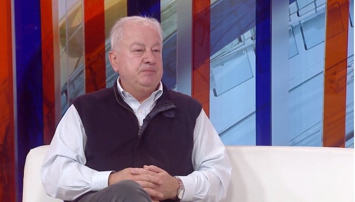 Миодраг Зец: На политичком тржишту сва роба је фалш Миодраг Зец: На политичком тржишту сва роба је фалш