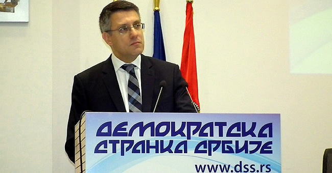 А. Поповић: Наташа Јеремић има моју подршку упркос дубоким разликама између мене и Вука А. Поповић: Наташа Јеремић има моју подршку упркос дубоким разликама између мене и Вука