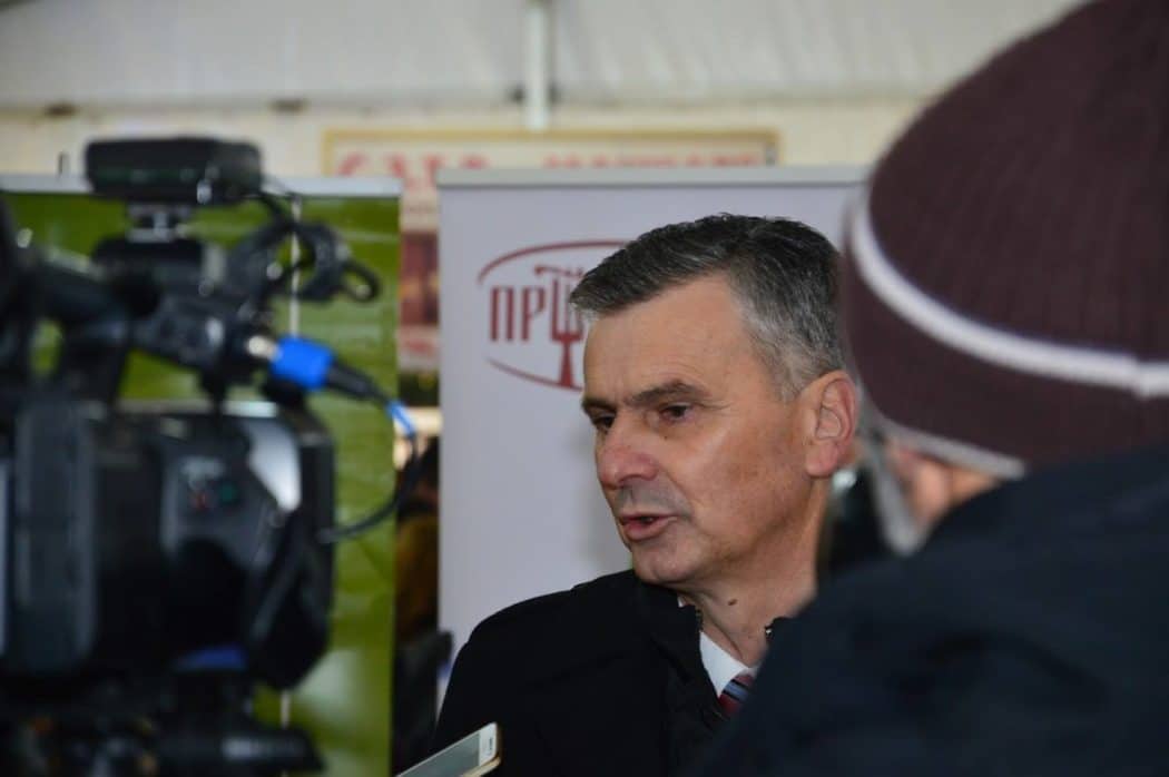Стаматовић напушта СНП: Ненад Поповић се приклонио Вучићу, ја нећу Стаматовић напушта СНП: Ненад Поповић се приклонио Вучићу, ја нећу