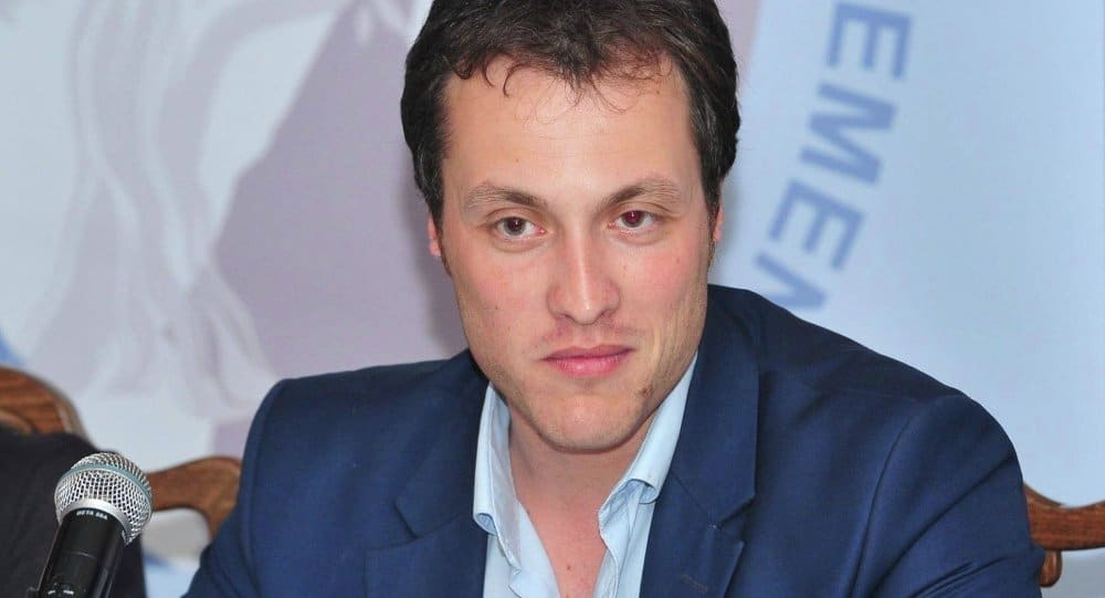 Мило затворио борца против НАТО: Ослободимо Марка из Миловог НАТО казамата! Мило затворио борца против НАТО: Ослободимо Марка из Миловог НАТО казамата!
