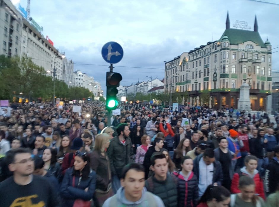 У Београду се одржава други по реду "Протест против диктатуре" због изборних резултата (видео) У Београду се одржава други по реду "Протест против диктатуре" због изборних резултата (видео)