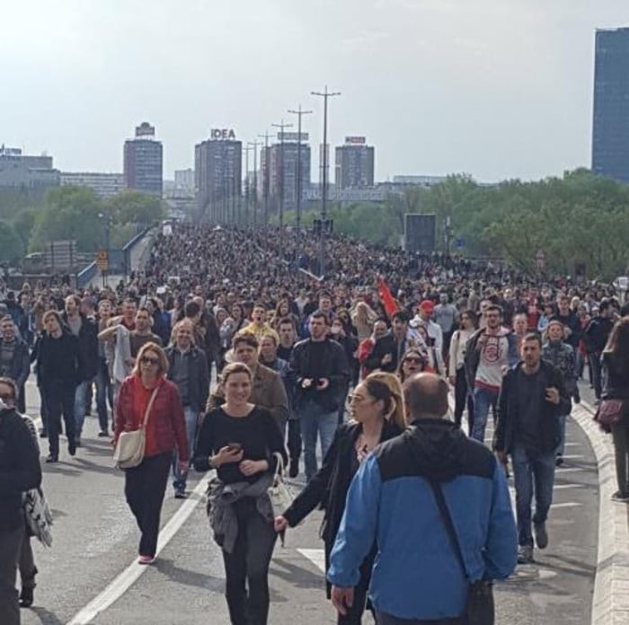 Настављени протести у Београду Настављени протести у Београду