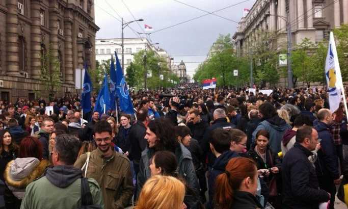 Протести полиције и војске: Незадовољство расте на свим "фронтовима" Протести полиције и војске: Незадовољство расте на свим "фронтовима"