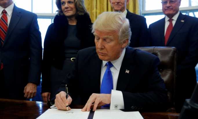 Трамп потписао: Црна Гора може у НАТО Трамп потписао: Црна Гора може у НАТО