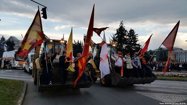 Скопски браниоци Македоније траже од Иванова да не попушта и – попис становништва Скопски браниоци Македоније траже од Иванова да не попушта и – попис становништва