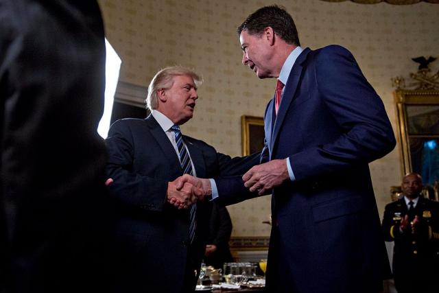Доналд Трамп сменио директора ФБИ Џејмса Комија Доналд Трамп сменио директора ФБИ Џејмса Комија
