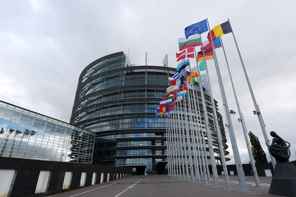 Европарламент: У Србији нема независног правосуђа, слаб напредак у борби против корупције Европарламент: У Србији нема независног правосуђа, слаб напредак у борби против корупције