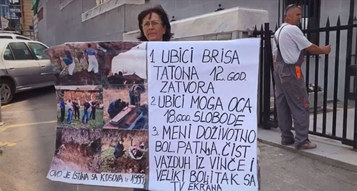 ИСПРЕД ФРАНЦУСКЕ АМБАСАДЕ: Педесети дан протеста због ослобађања Харадинаја ИСПРЕД ФРАНЦУСКЕ АМБАСАДЕ: Педесети дан протеста због ослобађања Харадинаја