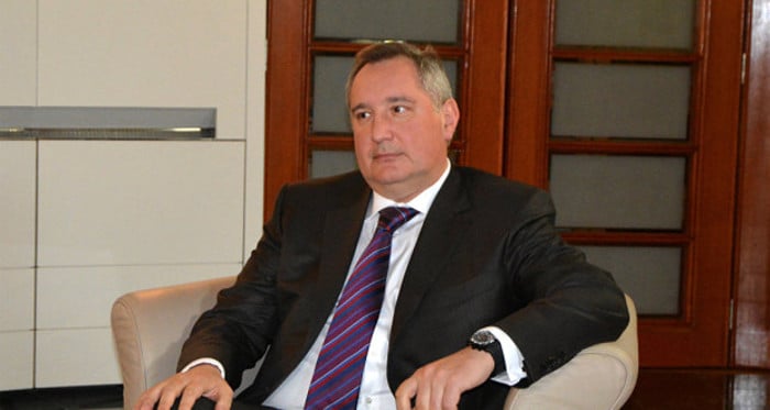 Рогозин: Без одрицања од Косова Србију неће примити у ЕУ Рогозин: Без одрицања од Косова Србију неће примити у ЕУ