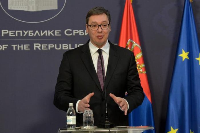 Један од првих Вучићевих потеза - вратио заставу ЕУ у зграду Председништва Један од првих Вучићевих потеза - вратио заставу ЕУ у зграду Председништва