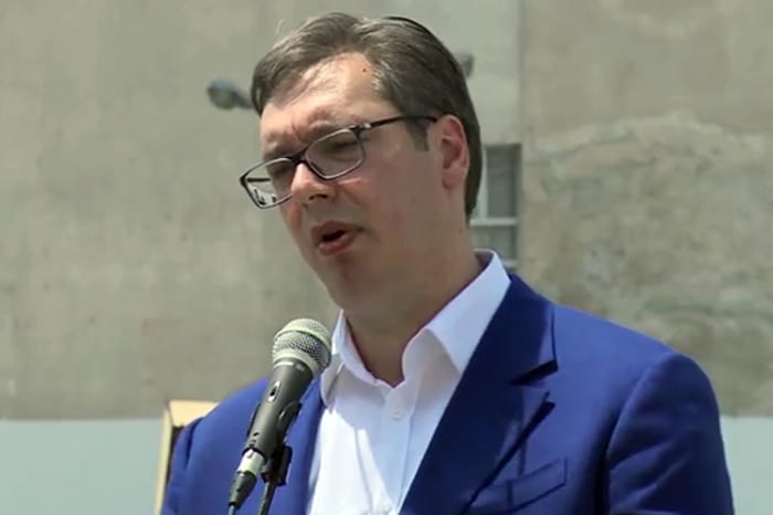 "Стандард": Вучић се јасно дефинисао као човек Запада (ВЕЛЕИЗДАЈНИК) "Стандард": Вучић се јасно дефинисао као човек Запада (ВЕЛЕИЗДАЈНИК)