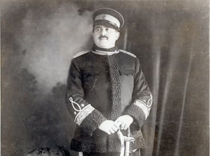 Ана Брнабић је други геј премијер Србије, први је био Пера педер, љубавник Александра I Карађорђевића и вођа Беле руке Ана Брнабић је други геј премијер Србије, први је био Пера педер, љубавник Александра I Карађорђевића и вођа Беле руке