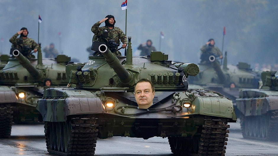 Са твојом главуџом на српском тенку свињо издајничка а не са Уставом! На челу колоне! Са твојом главуџом на српском тенку свињо издајничка а не са Уставом! На челу колоне!