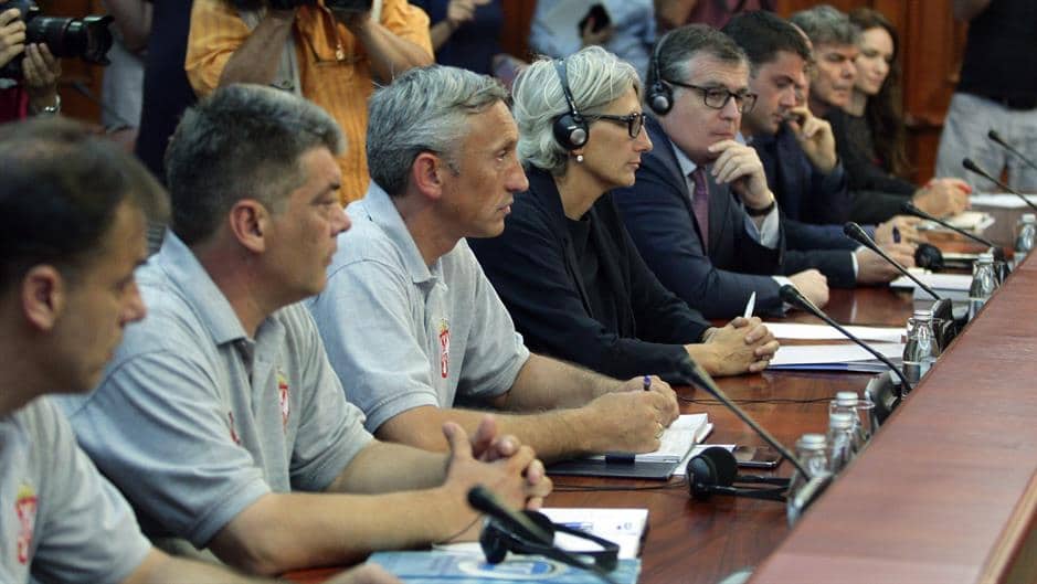 Сутра наставак преговора владе Србије и радника Фијата Сутра наставак преговора владе Србије и радника Фијата