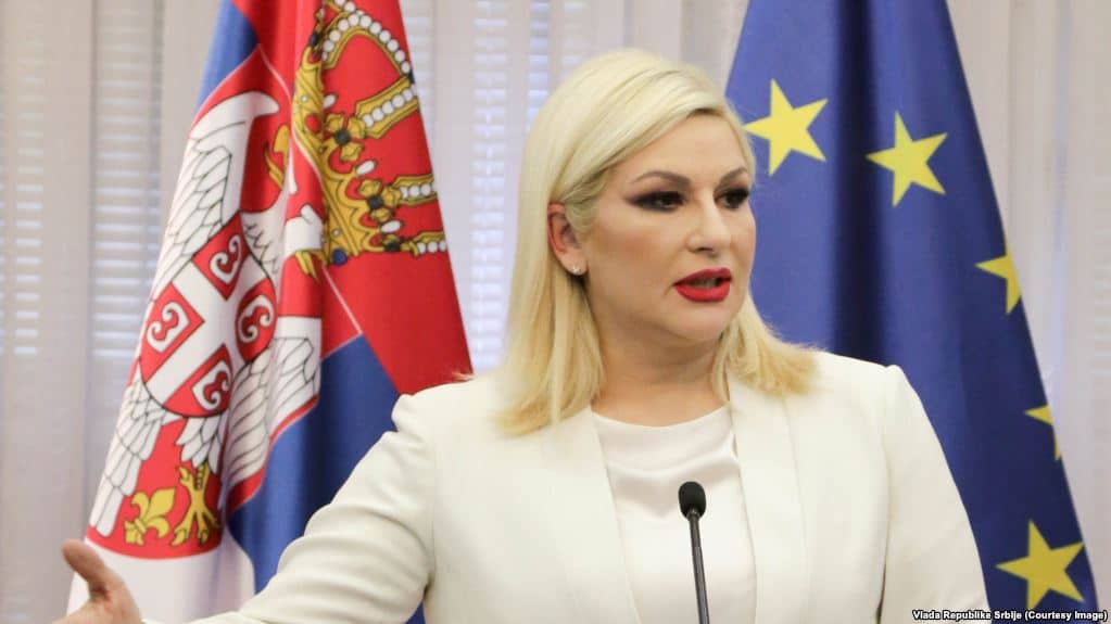 Однарођени напредни скотови узимају кредите од Светске банке и ЕБРД-а да направе велико-албански аутопут Однарођени напредни скотови узимају кредите од Светске банке и ЕБРД-а да направе велико-албански аутопут