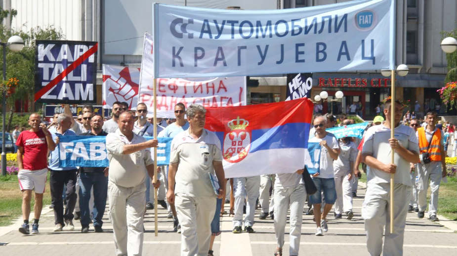Самостални синдикат: Фијат не одговара на предлоге синдиката, руководиоци одлазе Самостални синдикат: Фијат не одговара на предлоге синдиката, руководиоци одлазе