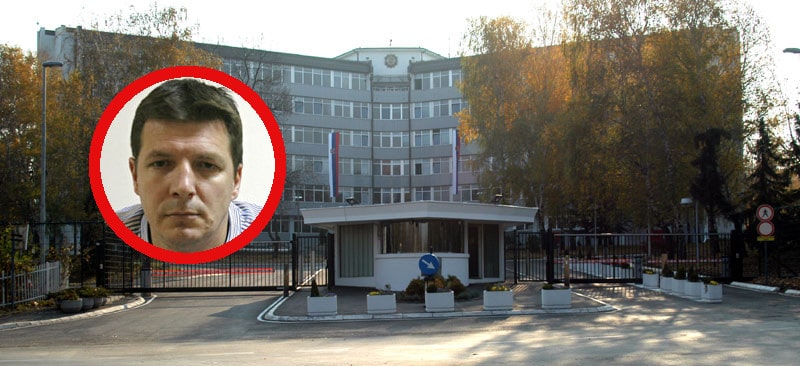 Андреј Вучић криминализованом делу БИА наредио упад у Балкан инфо! Андреј Вучић криминализованом делу БИА наредио упад у Балкан инфо!