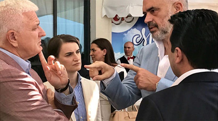 Брнабићева слагала да је Заев обећао да неће подржати улазак Косова* у УНЕСКО Брнабићева слагала да је Заев обећао да неће подржати улазак Косова* у УНЕСКО
