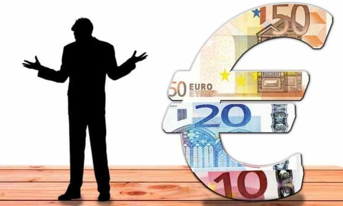 Због овога рате кредита могу бити веће и за 100 евра Због овога рате кредита могу бити веће и за 100 евра