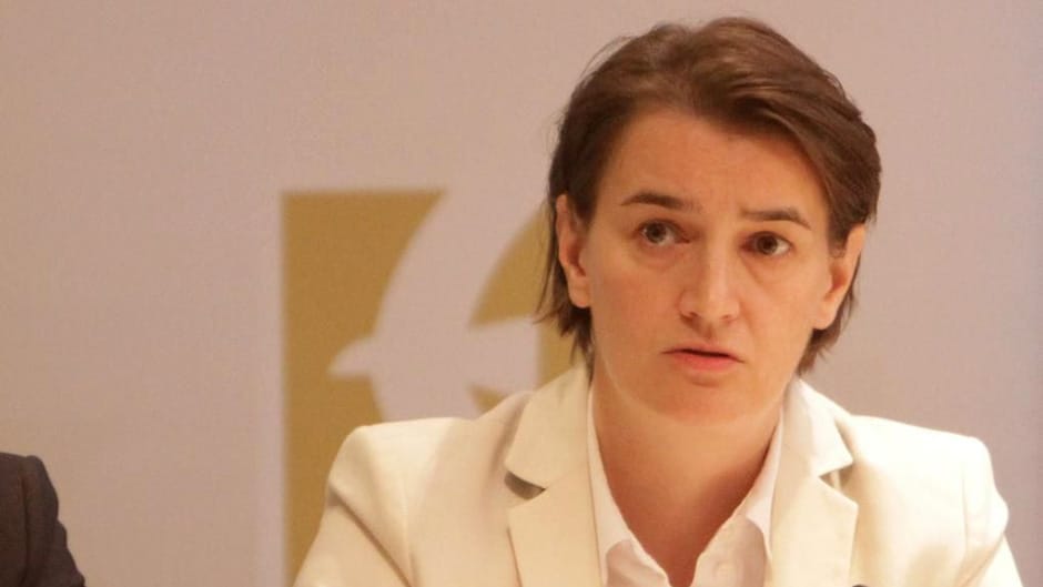 МУТАВА само генерише бирократију и просипа тешке небулозе МУТАВА само генерише бирократију и просипа тешке небулозе