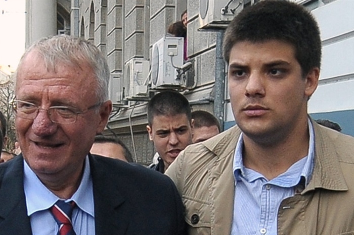 Син Војислава Шешеља постао народни посланик Син Војислава Шешеља постао народни посланик