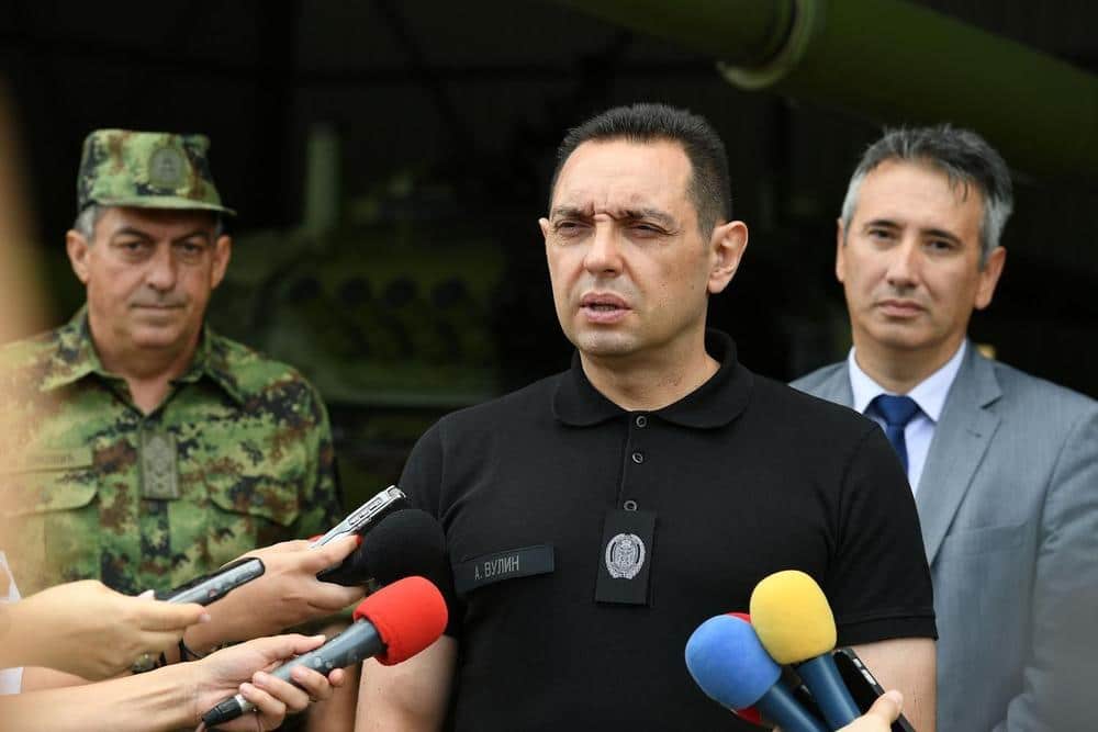 Вулин и Министарство одбране преварили станаре „Бристола“?! Вулин и Министарство одбране преварили станаре „Бристола“?!