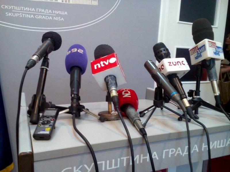 Паре Нишлија за медије блиске СНС-у Паре Нишлија за медије блиске СНС-у