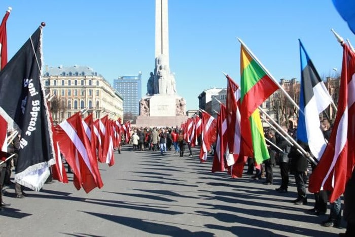 МРШ! Наследници балтичких нациста Србији неће да постављају било какве услове! МРШ! Наследници балтичких нациста Србији неће да постављају било какве услове!